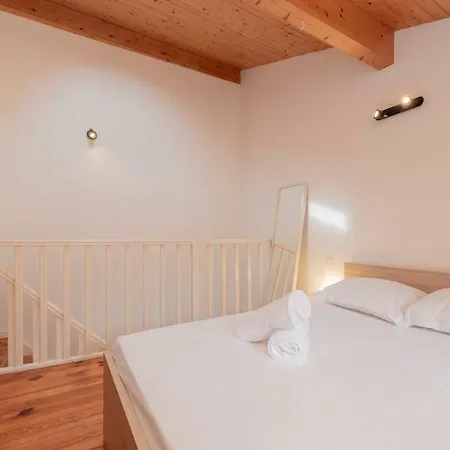 Beau Duplex Au Coeur Des Carmes