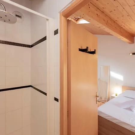 Beau Duplex Au Coeur Des Carmes Апартаменты